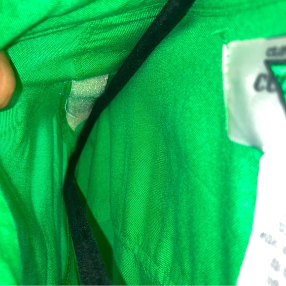 Women’s oversized button down short sleeve shirt. - Picture 5 of 7